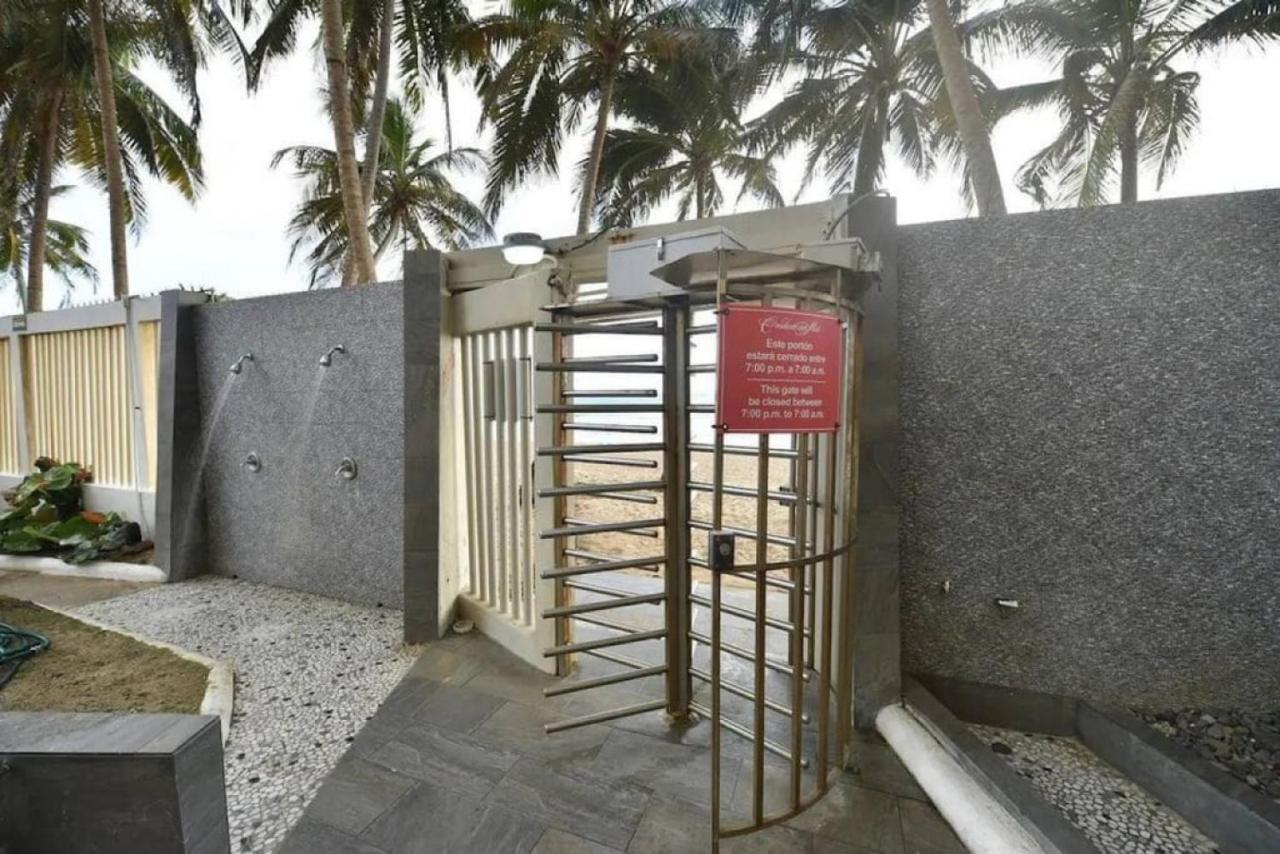 Kasa Royal Palms Villa San Juan Exteriör bild